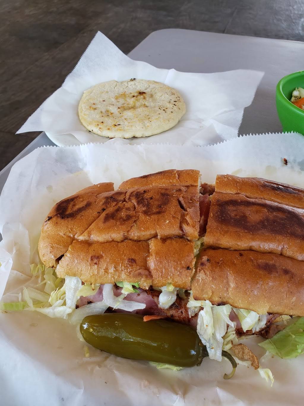 El Vaquero Mexican Restaurant | restaurant | 2002 Fry Rd # 100, Houston, TX 77084, USA | 2816470227 OR +1 281-647-0227