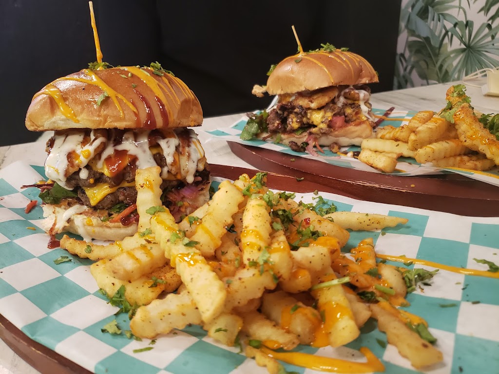 OFF THE BONE | restaurant | 213-02 42nd Ave, Queens, NY 11361, USA | 9293811014 OR +1 929-381-1014