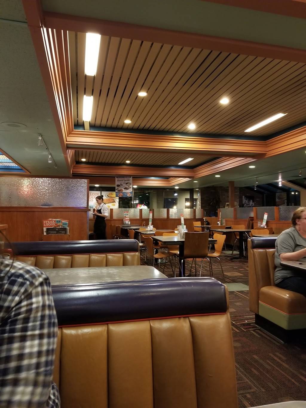 NORMS Restaurant | restaurant | 1550 E Katella Ave, Orange, CA 92867, USA | 7146397562 OR +1 714-639-7562