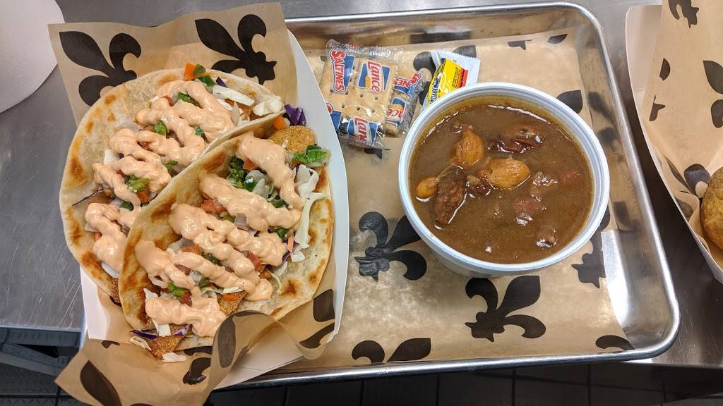 2 Friends And A Chef | restaurant | 8585 Memorial Blvd, Port Arthur, TX 77640, USA | 4093004636 OR +1 409-300-4636