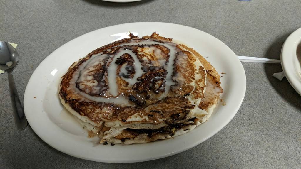 Sandees Restaurant | restaurant | 162 Main St, Lancaster, MA 01523, USA | 9783651950 OR +1 978-365-1950