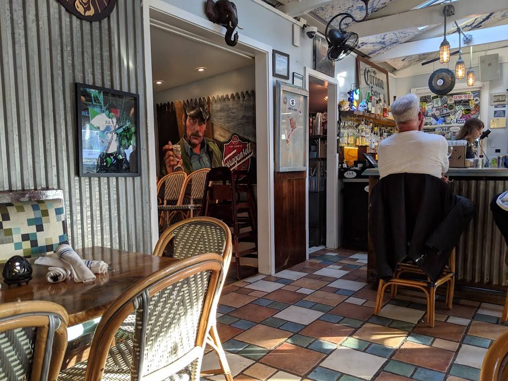 668 The Gig Shack | restaurant | 782 Main St, Montauk, NY 11954, USA | 6316682727 OR +1 631-668-2727