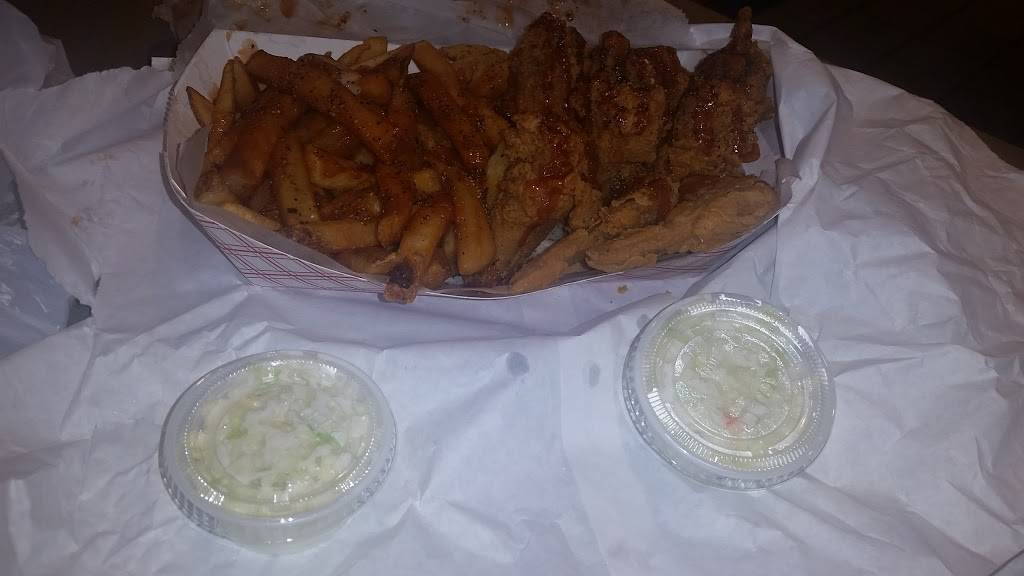 Chicagos Chicken Coop - 87th Street, Chicago | restaurant | 3300 W 87th St, Chicago, IL 60652, USA | 7737789000 OR +1 773-778-9000