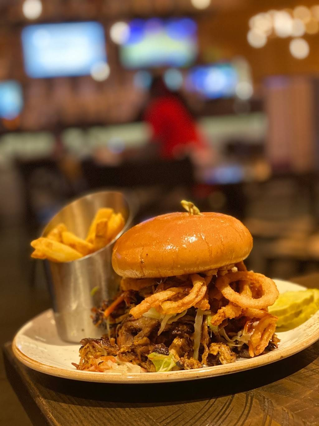 99 Hops House - Kansas City | restaurant | 777 NW Argosy Casino Pkwy, Riverside, MO 64150, USA | 8167463100 OR +1 816-746-3100