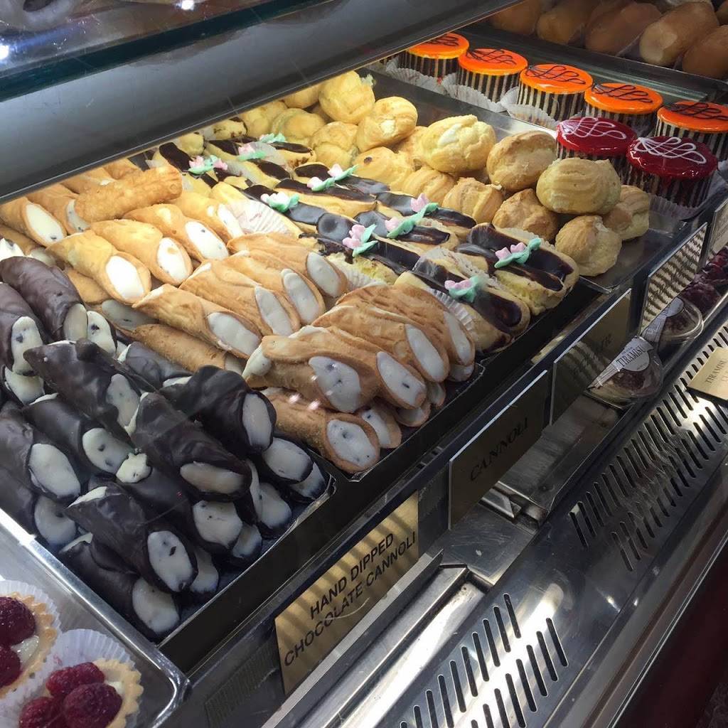 Mels Burger Bar | restaurant | 2850 Broadway, New York, NY 10025, USA | 2128657100 OR +1 212-865-7100