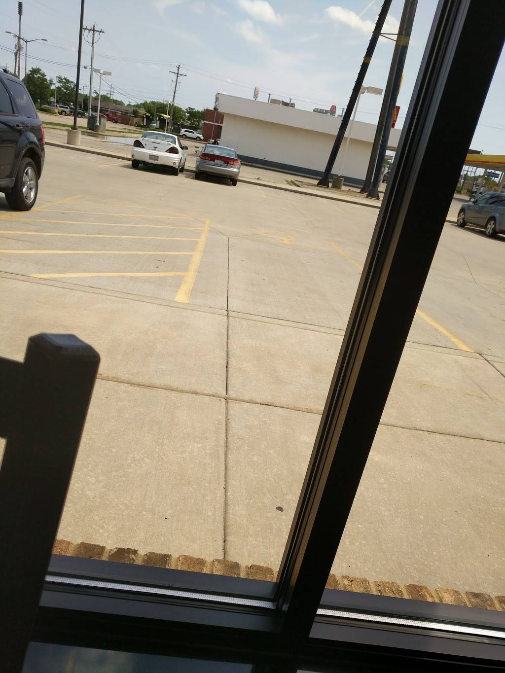 Subway | restaurant | 2247 N Main St, Princeton, IL 61356, USA | 8158797827 OR +1 815-879-7827