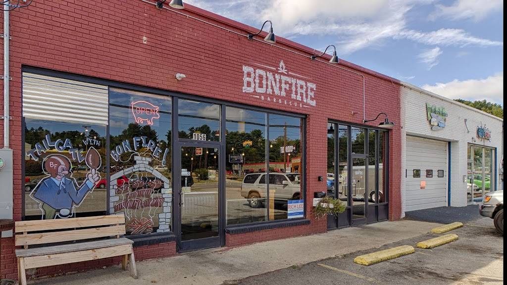 Bonfire BBQ | restaurant | 1056 Patton Ave, Asheville, NC 28806, USA | 8282550020 OR +1 828-255-0020