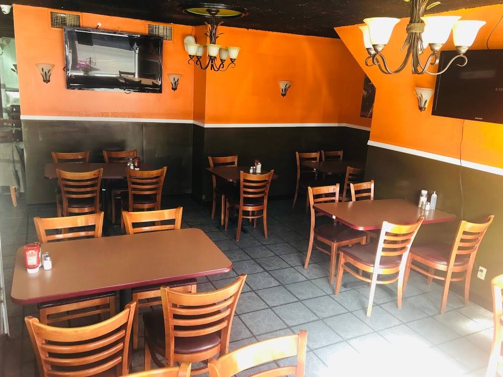 101 Bar and Fire Grill Restaurant | restaurant | 101 Ontario Rd, Mitchell, ON N0K 1N0, Canada | 5193488500 OR +1 519-348-8500