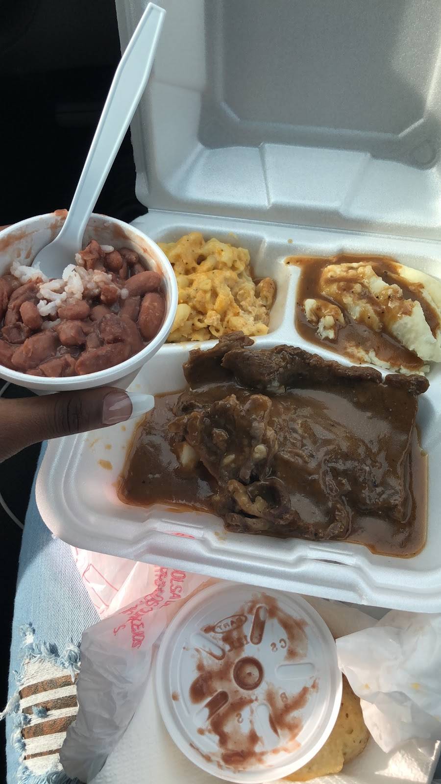 Pass Da Peas | restaurant | 7870 W Appleton Ave, Milwaukee, WI 53218, USA | 4143930992 OR +1 414-393-0992