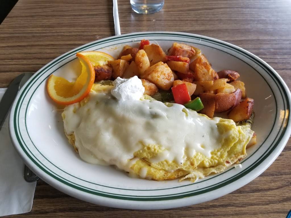 Boulevard Cafe & Grill | restaurant | 1096 Petaluma Blvd N, Petaluma, CA 94952, USA | 7077730925 OR +1 707-773-0925