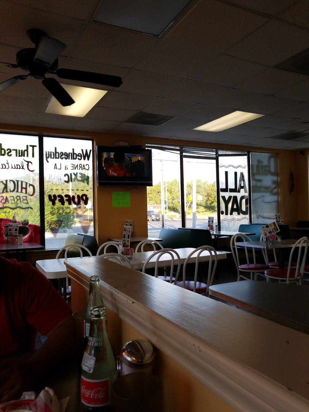 Taqueria Huentitan Jalisco | restaurant | 6502 Babcock Rd, San Antonio, TX 78249, USA | 2105588595 OR +1 210-558-8595