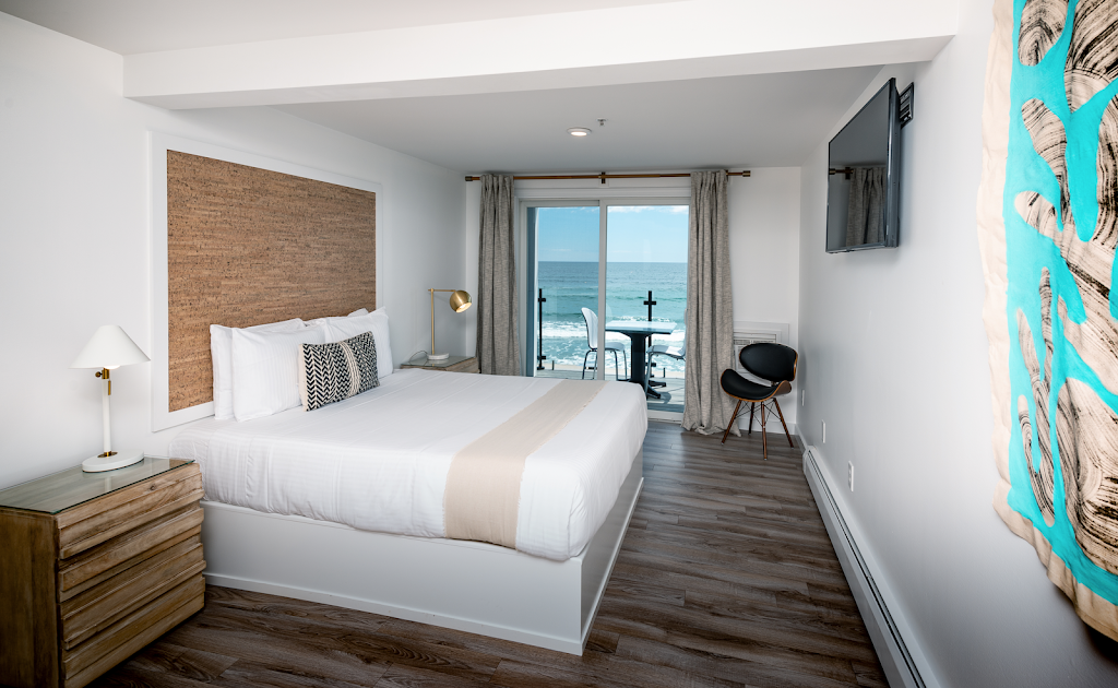 Stones Throw | restaurant | 123 Long Beach Ave, York, ME 03909, USA | 2073613116 OR +1 207-361-3116