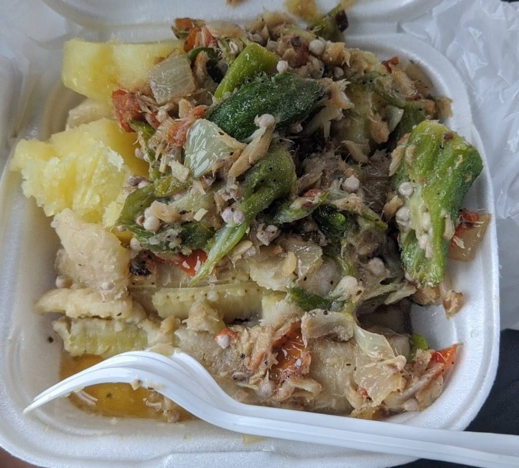 Jamaica House | restaurant | 2541 Finch Ave W, North York, ON M9M 2G1, Canada | 4167442913 OR +1 416-744-2913