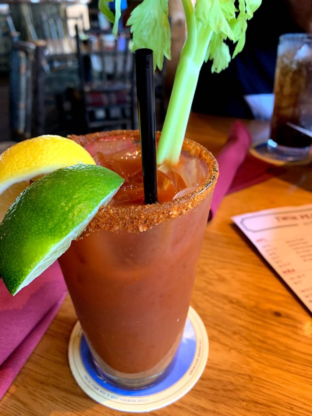 Twin Peaks Altamonte Springs | restaurant | 227 FL-436, Altamonte Springs, FL 32714, USA | 4076493171 OR +1 407-649-3171