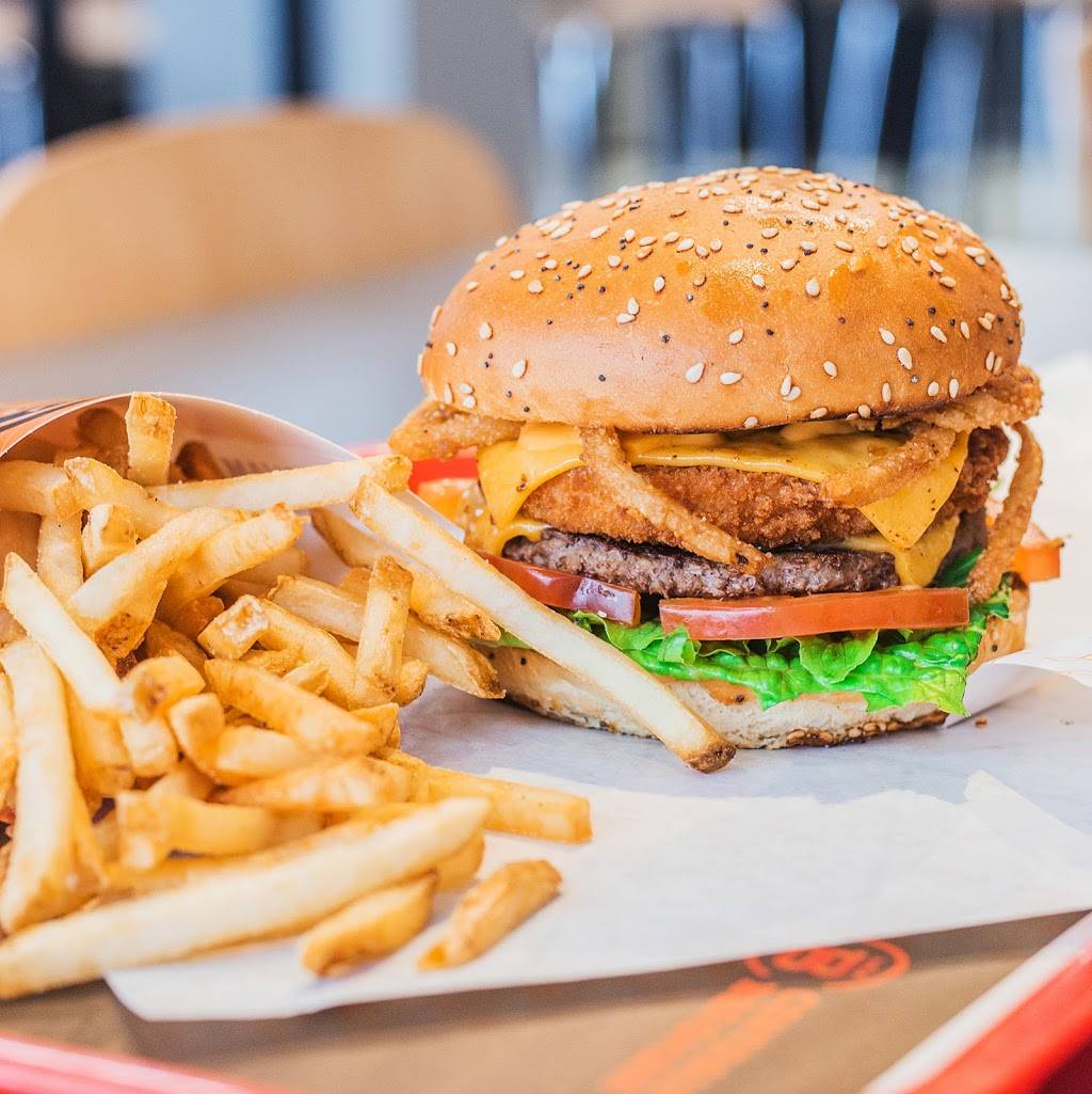 Centrale Bergham Lasalle | restaurant | 7773 Boulevard Newman, LaSalle, QC H8N 1X7, Canada | 5143793777 OR +1 514-379-3777