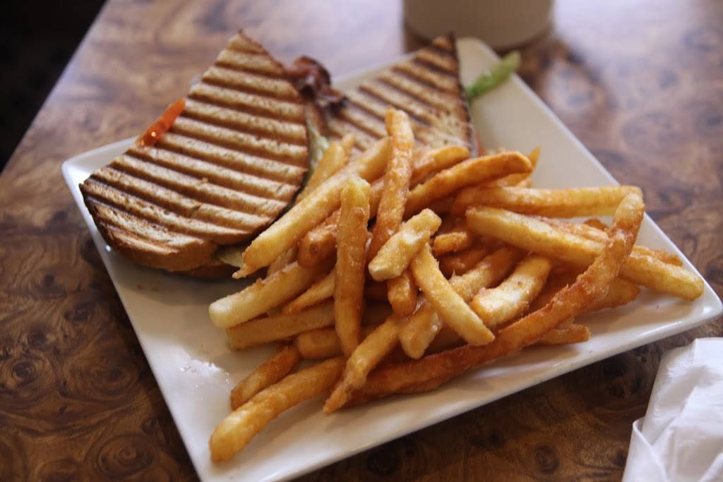 Un Arret Cafe | restaurant | 176 Pine St, Northampton, MA 01062, USA | 4137273236 OR +1 413-727-3236