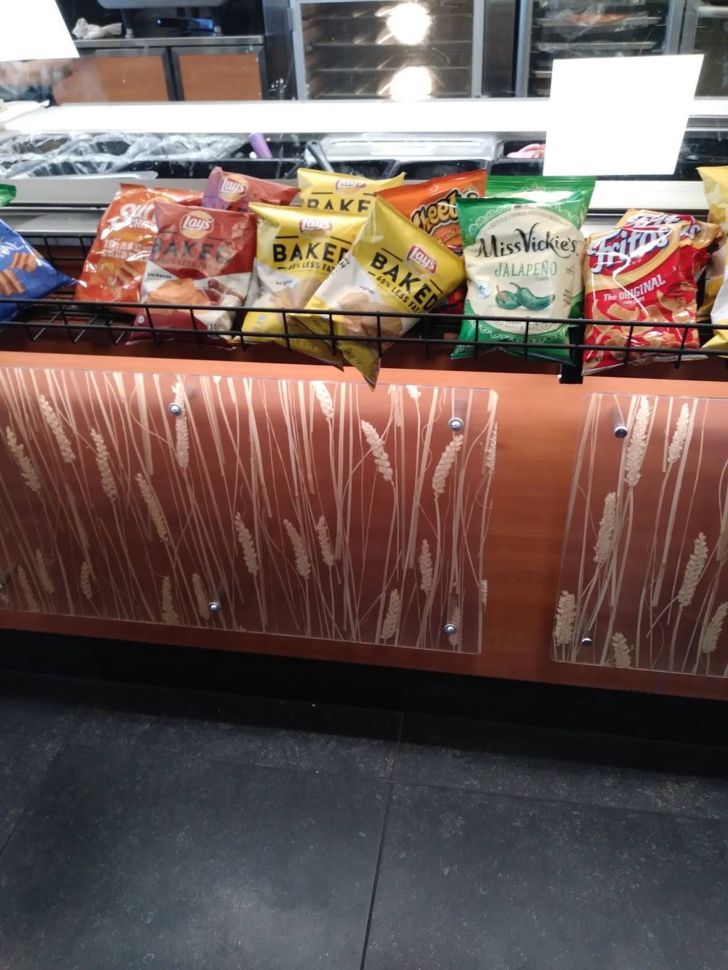 Subway Restaurants | restaurant | 1307 Long Beach Boulevard, Long Beach, CA 90813, USA | 5629127827 OR +1 562-912-7827