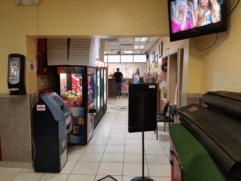 Giovannis Roast Beef and Pizza | restaurant | 127 Merrimack St, Methuen, MA 01844, USA | 9785575588 OR +1 978-557-5588