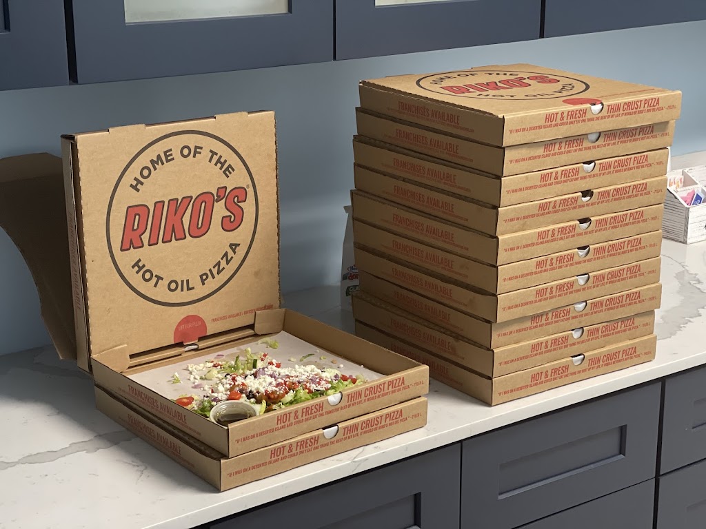 Rikos Pizza | restaurant | 560 US-1, Tequesta, FL 33469, USA | 5615106211 OR +1 561-510-6211