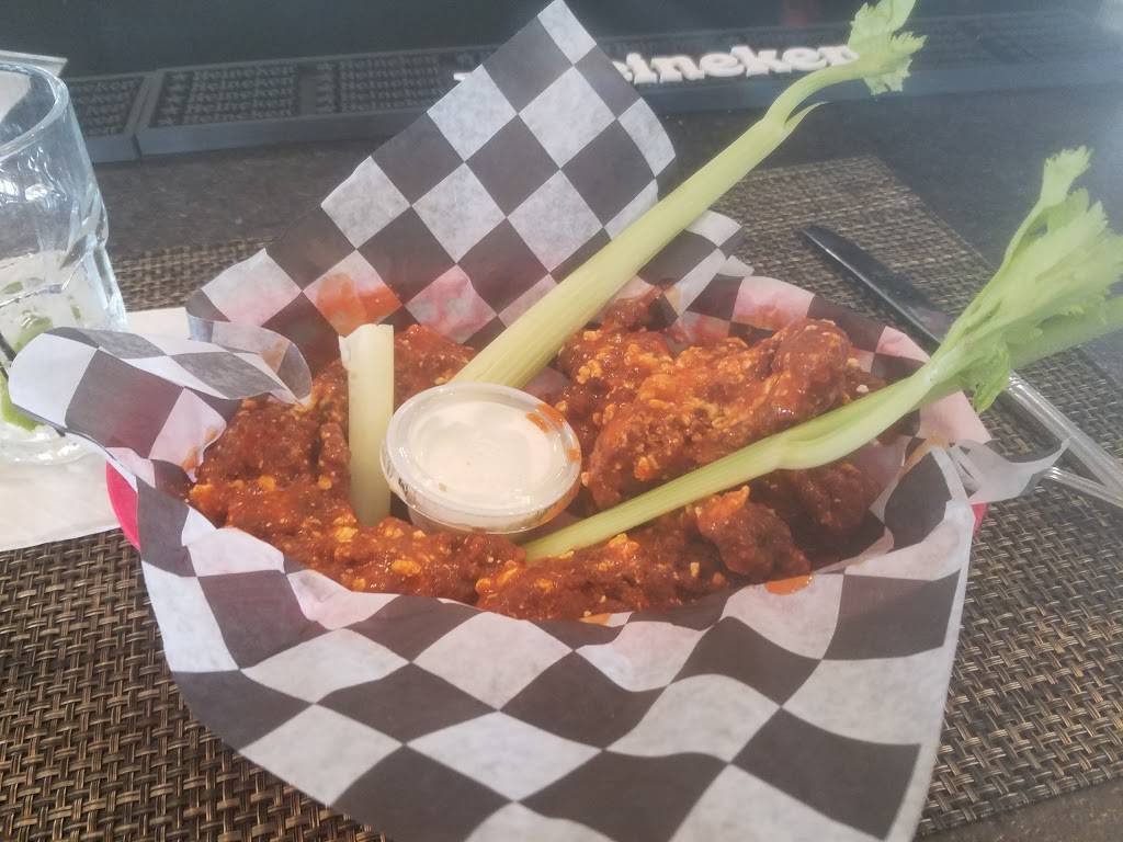 Tavern on the Green at Olde Barnstable | restaurant | 1460 MA-149, Marstons Mills, MA 02648, USA | 7746028183 OR +1 774-602-8183