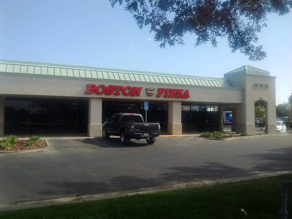 Boston House of Pizza | restaurant | 3332 S Mooney Blvd, Visalia, CA 93277, USA | 5596251235 OR +1 559-625-1235
