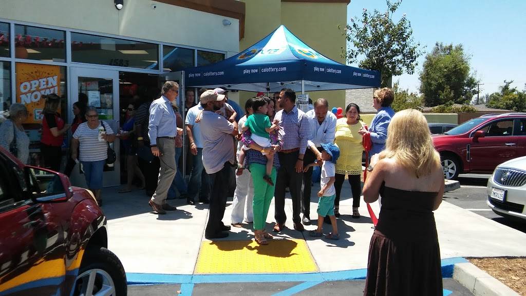 Little Caesars Pizza | meal takeaway | 1574 W Base Line St, San Bernardino, CA 92411, USA | 9093831444 OR +1 909-383-1444