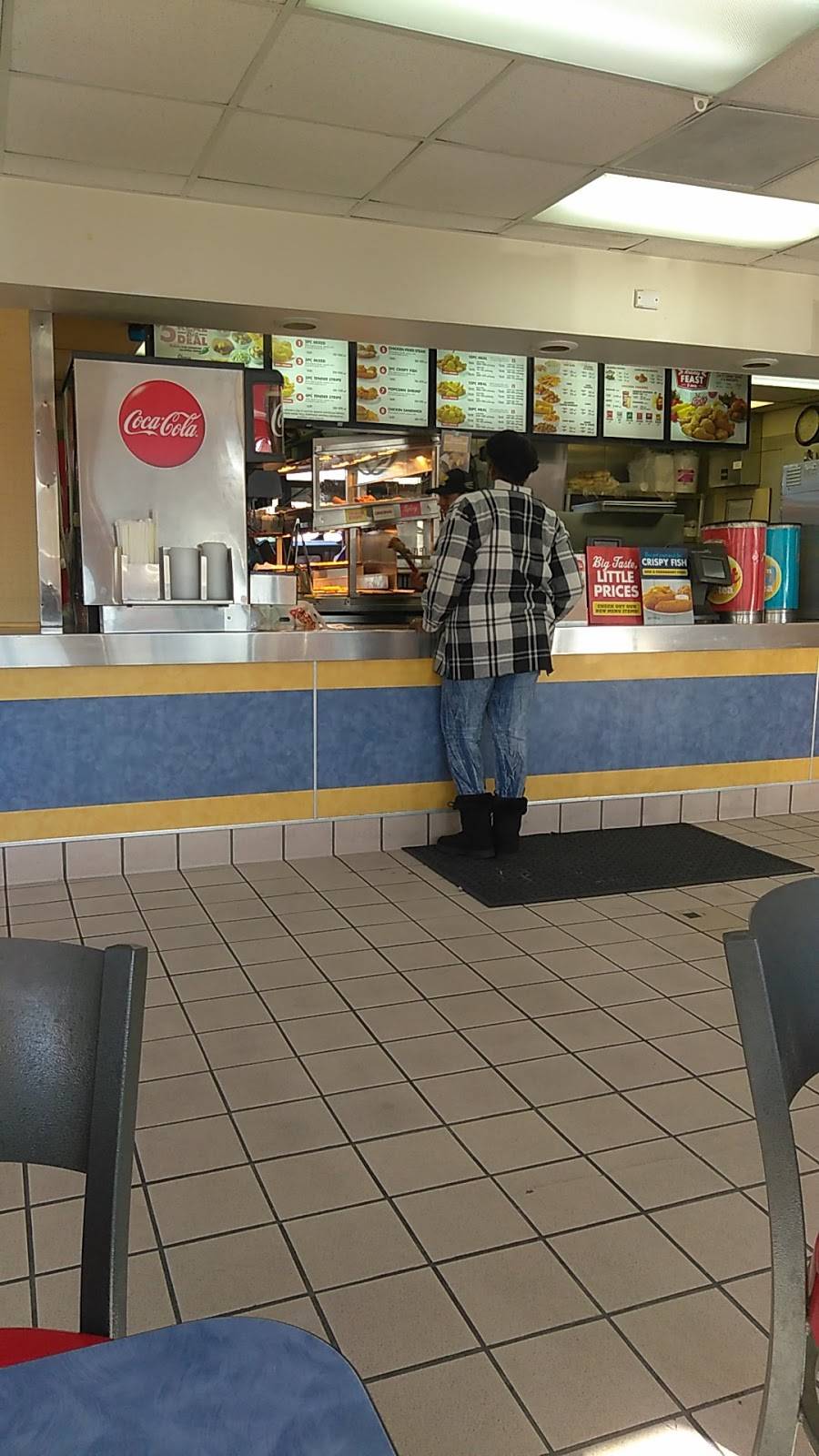 Churchs Chicken | restaurant | 4210 Gaston Ave, Dallas, TX 75246, USA | 2148232856 OR +1 214-823-2856