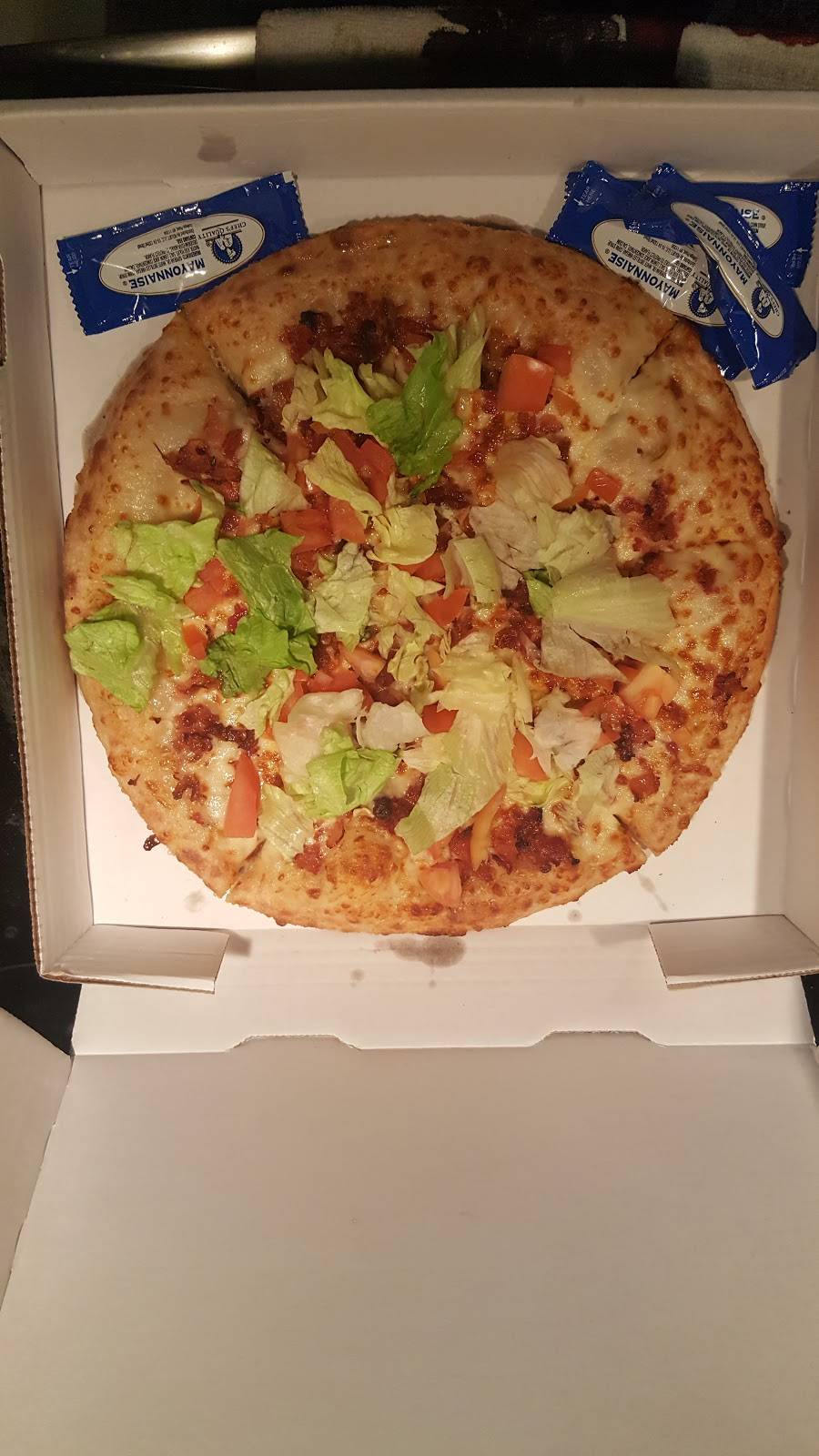 Gibbys pizza | restaurant | 17818 E Thirteen Mile Rd, Roseville, MI 48066, USA | 5865859492 OR +1 586-585-9492