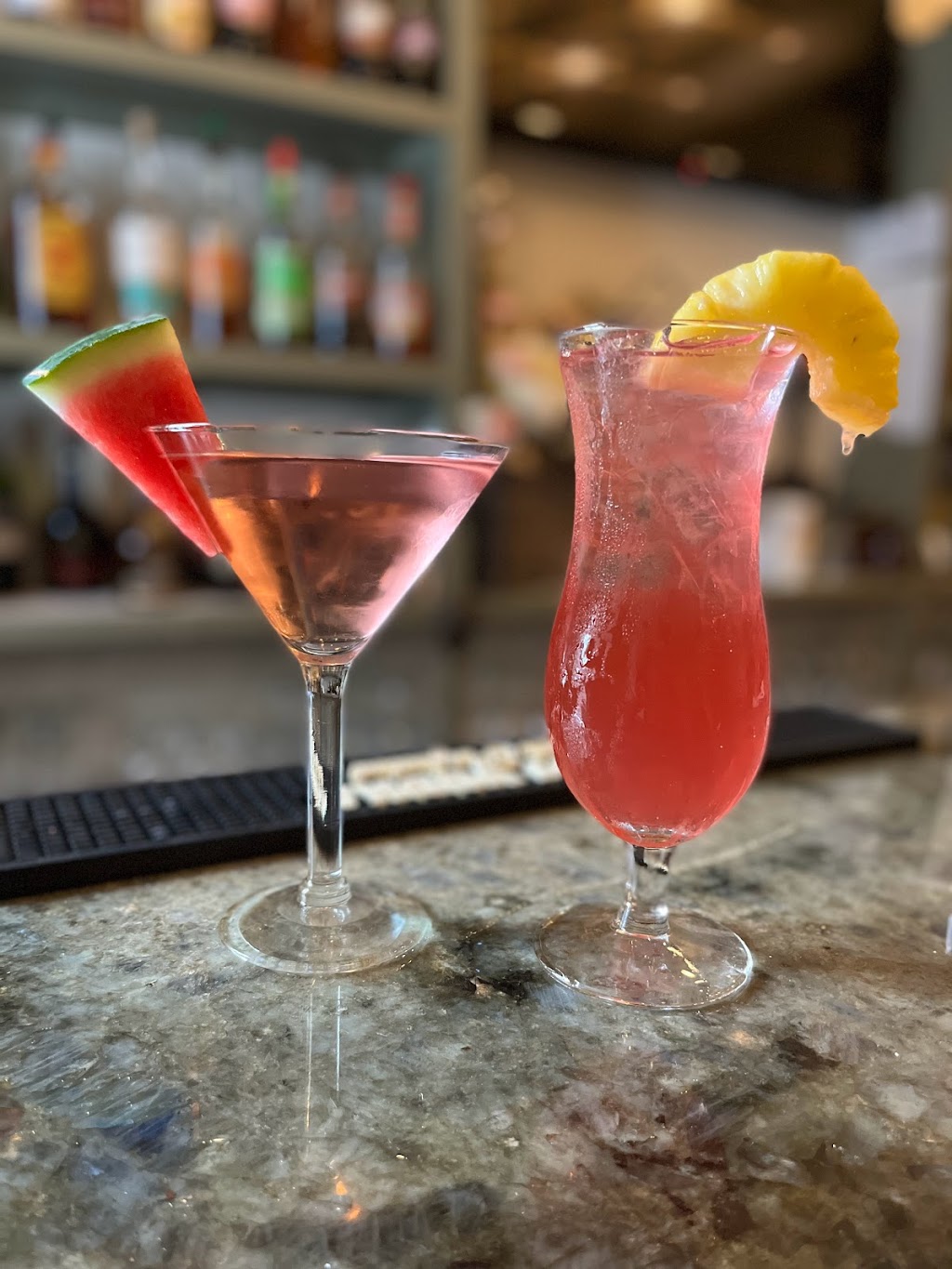 Blue Point Restaurant | restaurant | 6 Dayton St, Acushnet, MA 02743, USA | 7743926611 OR +1 774-392-6611