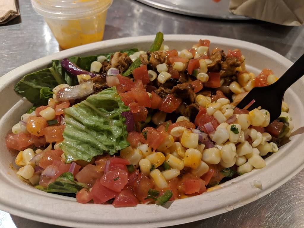 Chipotle Mexican Grill | restaurant | 11613 N Central Expy Ste 100, Dallas, TX 75243, USA | 2148900903 OR +1 214-890-0903