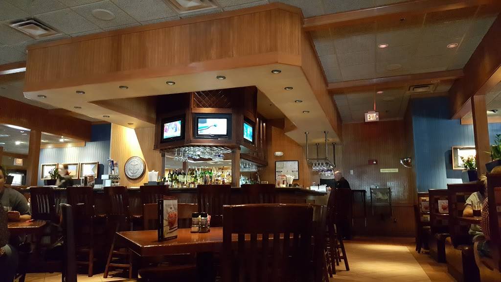 Red Lobster | restaurant | 3845 S Gilbert Rd, Gilbert, AZ 85297, USA | 4807267199 OR +1 480-726-7199