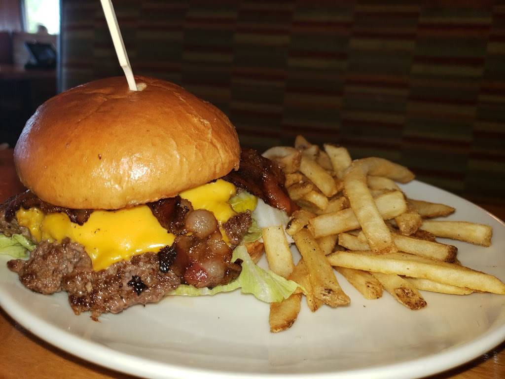 Applebees Grill + Bar | restaurant | 10135 Pines Blvd, Pembroke Pines, FL 33026, USA | 9544383370 OR +1 954-438-3370