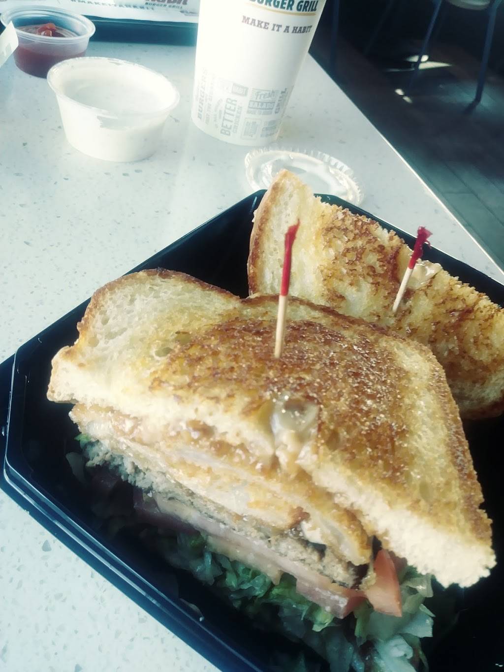 The Habit Burger Grill | restaurant | 1174 W Henderson Ave Suite A, Porterville, CA 93257, USA | 5598549740 OR +1 559-854-9740