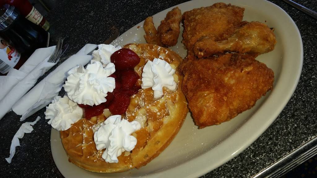 America Waffles | restaurant | 1540 E March Ln # B5, Stockton, CA 95210, USA | 2099511175 OR +1 209-951-1175