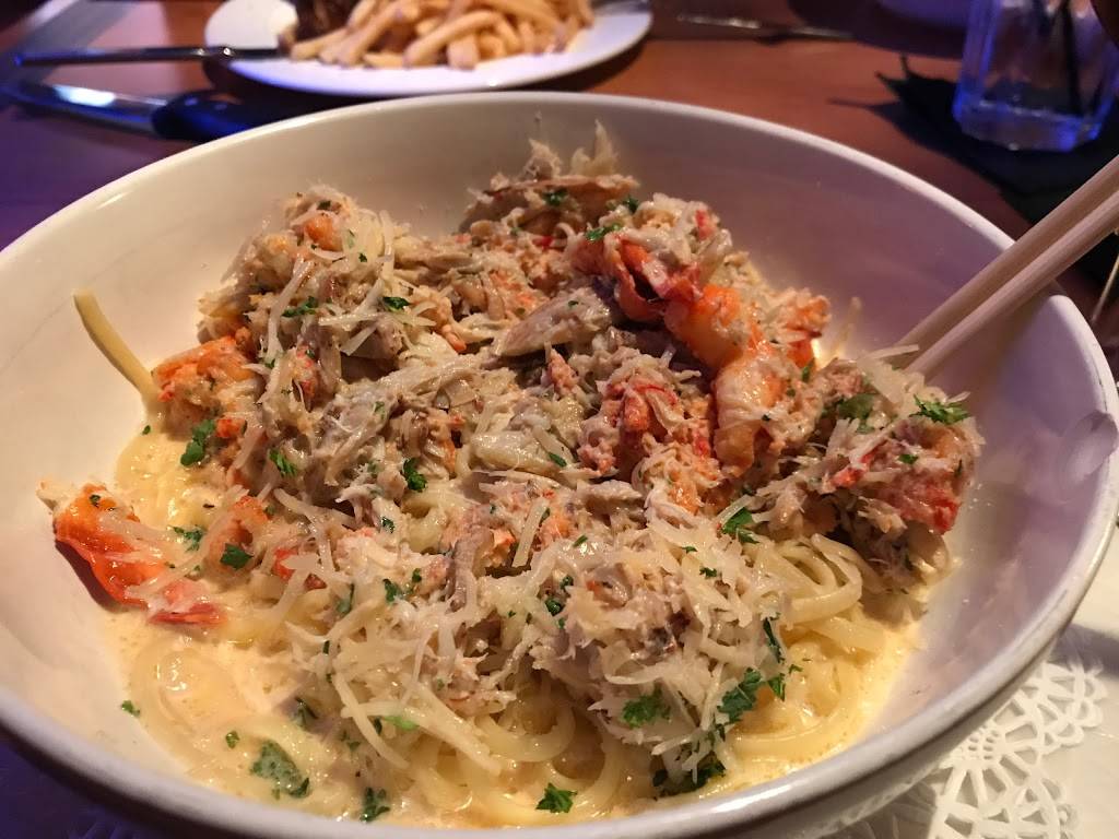 Luna | restaurant | 950 Lake Carillon Dr, St. Petersburg, FL 33716, USA | 7279542140 OR +1 727-954-2140