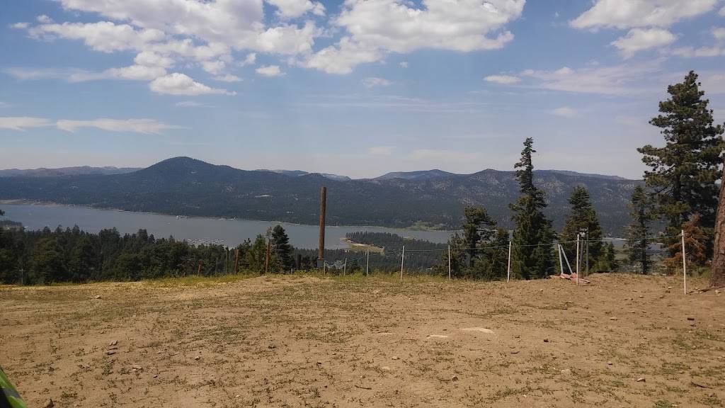 Hog on the Rocks | restaurant | 880 Summit Blvd #2110, Big Bear Lake, CA 92315, USA | 9098665766 OR +1 909-866-5766