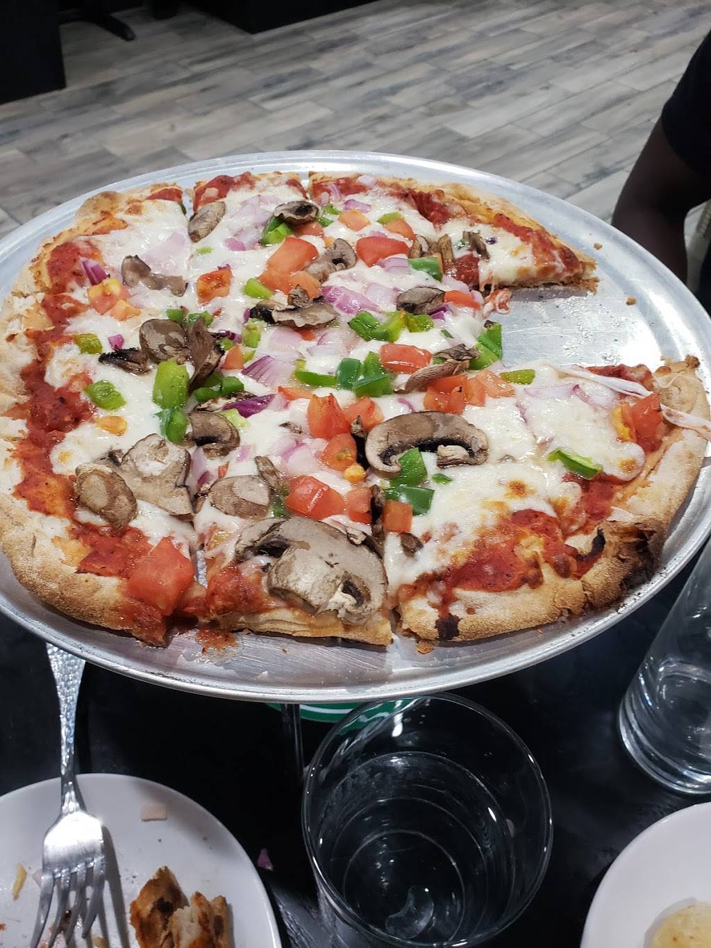 Pizza De Brazil | restaurant | 130 W Layton Ave, Milwaukee, WI 53207, USA | 4146105000 OR +1 414-610-5000