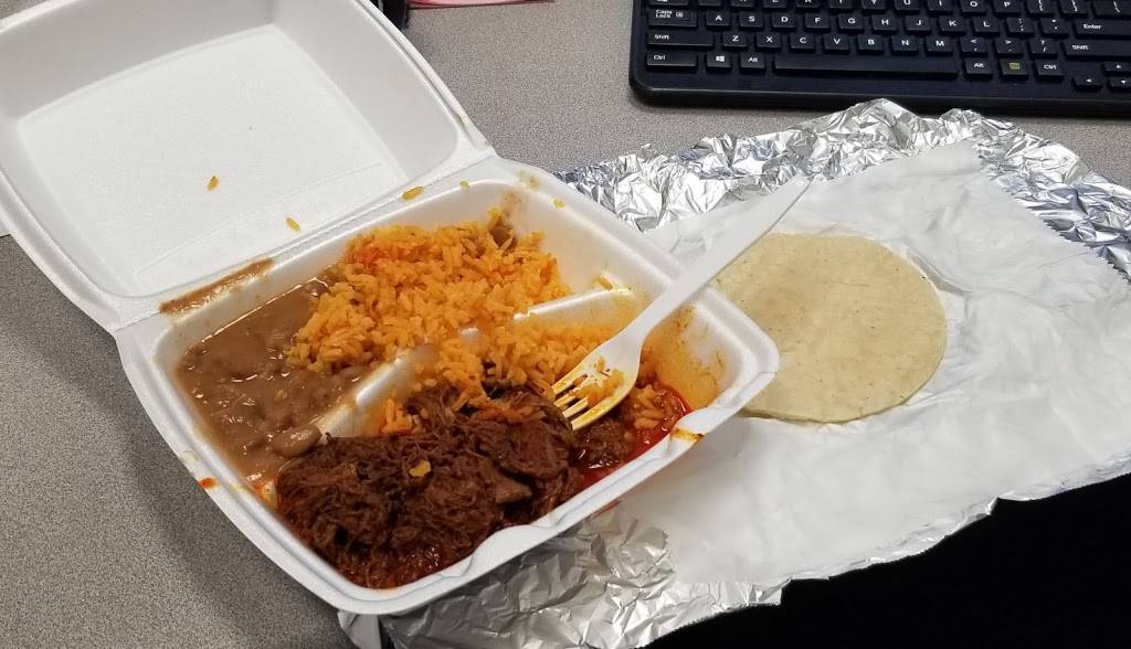 Taqueria Campeña | restaurant | 15 Commerce Dr Suite 100, Grayslake, IL 60030, USA | 8477528107 OR +1 847-752-8107