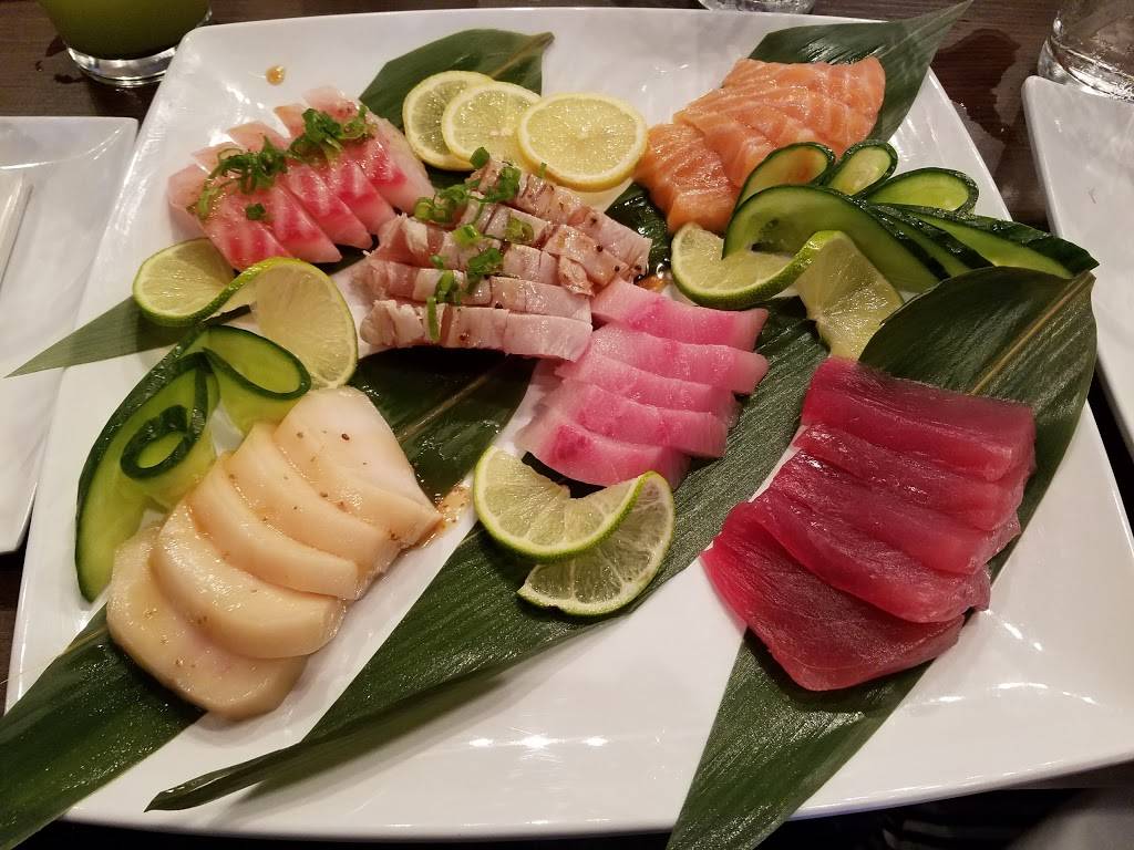 Blu Sushi | restaurant | 23233 North Pima Road Suite #g101, Scottsdale, AZ 85255, USA | 4805858008 OR +1 480-585-8008