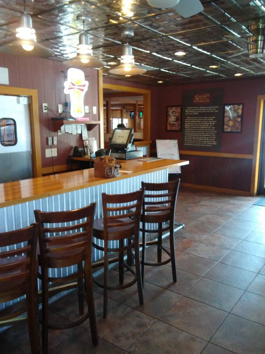 Sonnys BBQ | restaurant | 3120 South, US-1, Fort Pierce, FL 34982, USA | 7724689086 OR +1 772-468-9086