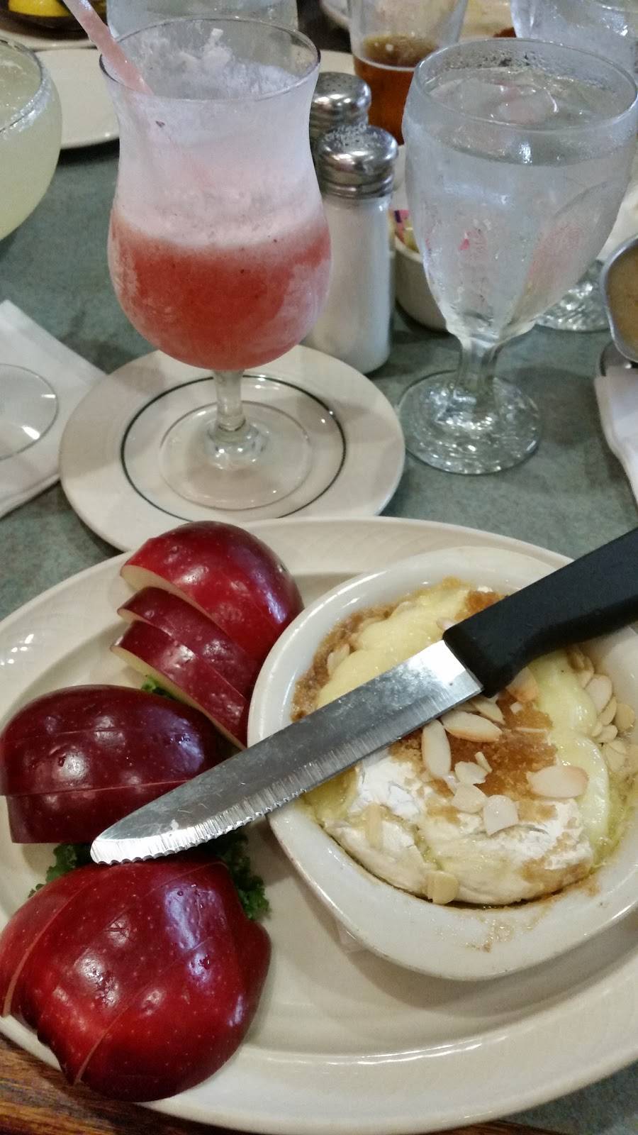 J W Halls Steak & Seafood Inn | restaurant | 2284 Brodhead Rd, Aliquippa, PA 15001, USA | 7243756860 OR +1 724-375-6860