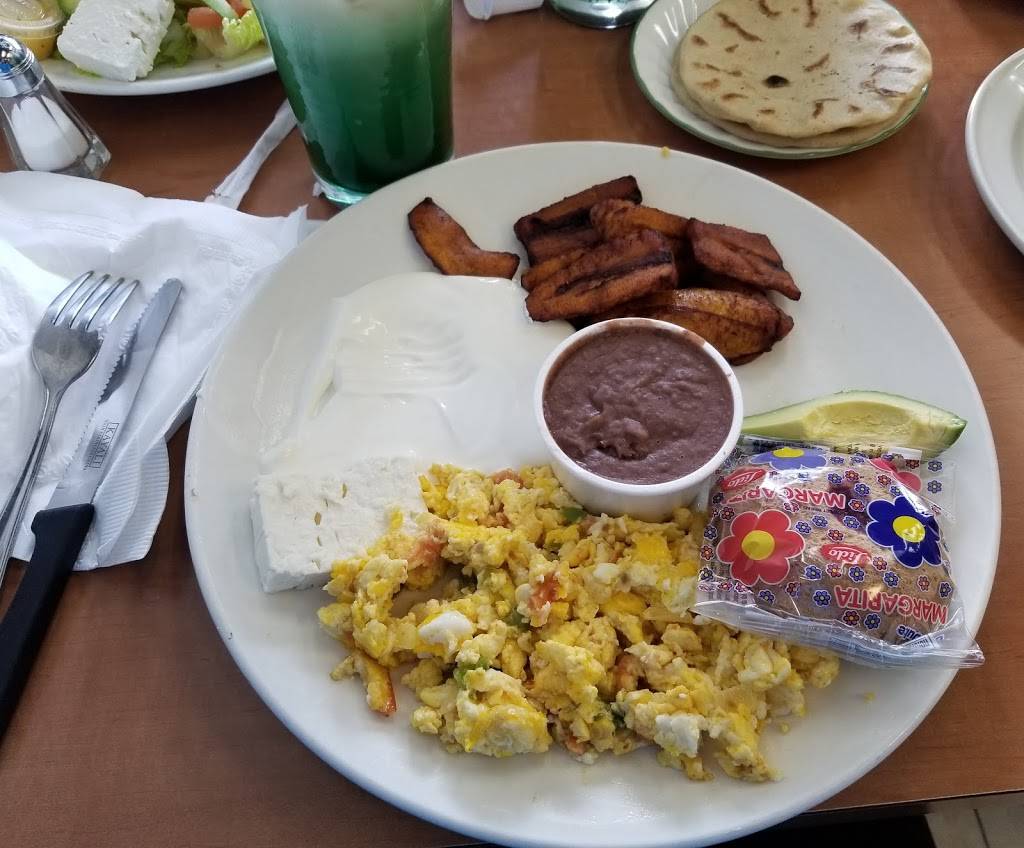 La Guanaquita | restaurant | 1621 Wilson Ave, North York, ON M3L 1A5, Canada | 4162494141 OR +1 416-249-4141