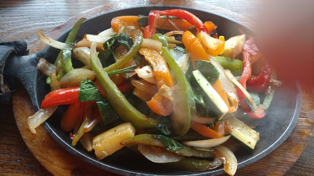 Mias Cantina | restaurant | 143 W Prospect Ave, Mt Prospect, IL 60056, USA | 2247642433 OR +1 224-764-2433