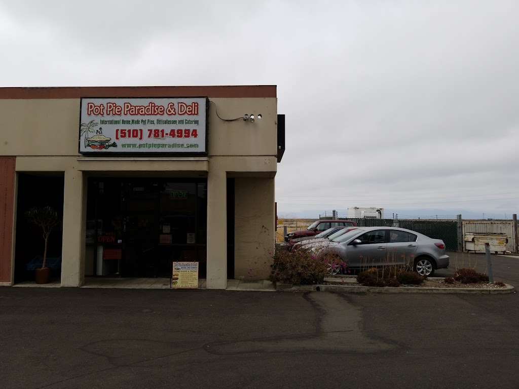 Pot Pie Paradise & Deli | restaurant | 3522 Arden Rd, Hayward, CA 94545, USA | 5107814994 OR +1 510-781-4994