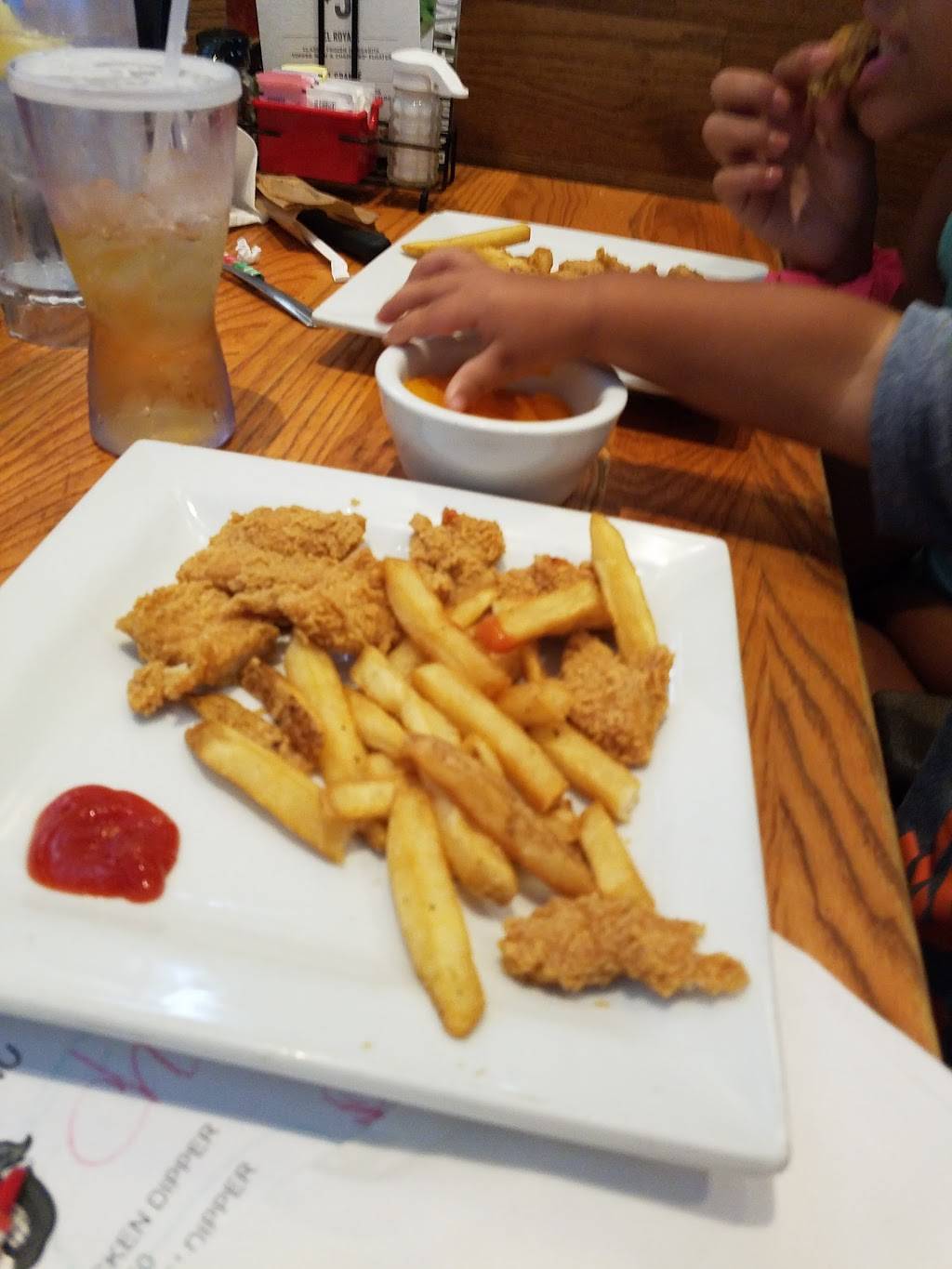 Chilis Grill & Bar | restaurant | 2220 NE 8th St, Homestead, FL 33030, USA | 7862438902 OR +1 786-243-8902