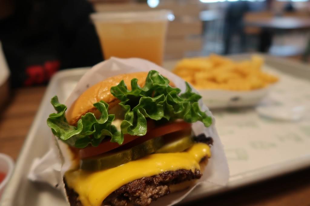 Shake Shack | restaurant | 2606 Sawgrass Mills Cir Suite 1301A, Sunrise, FL 33323, USA | 7542188812 OR +1 754-218-8812