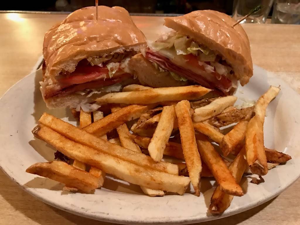 Lemonheads Brightwood Grille | restaurant | 5317 Brightwood Rd, Bethel Park, PA 15102, USA | 4128359858 OR +1 412-835-9858