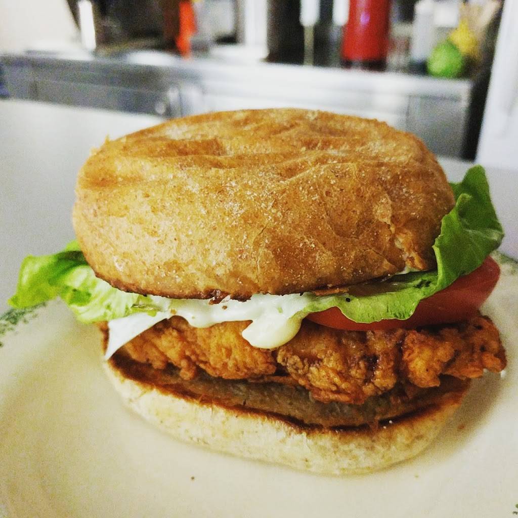 Farmhouse | restaurant | 700 Locust St, Des Moines, IA 50309, USA | 5153693276 OR +1 515-369-3276