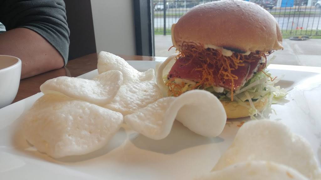 Sushi Shop | restaurant | 8061 Boulevard Newman, LaSalle, QC H8N 2N9, Canada | 5145950777 OR +1 514-595-0777