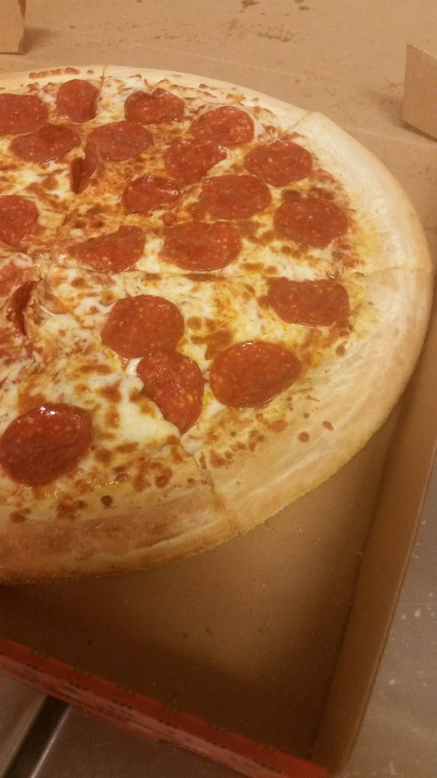 Little Caesars Pizza | meal takeaway | 19 S Groesbeck Hwy, Mt Clemens, MI 48043, USA | 5864694222 OR +1 586-469-4222